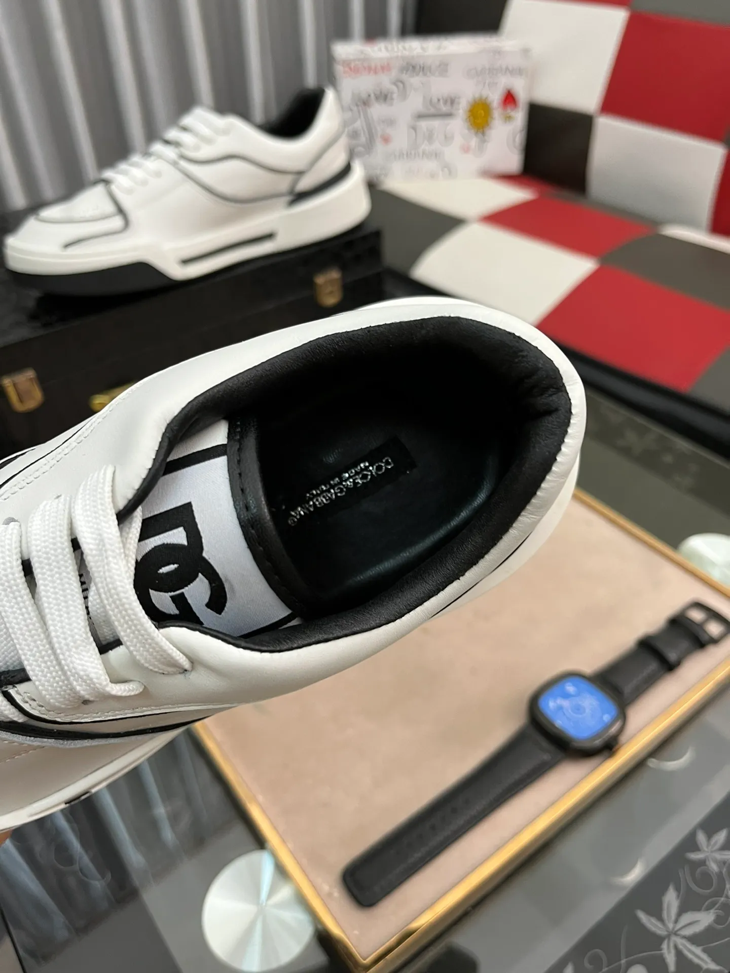 Men's shoes 💰480⌚️⌚️【DG～】Men's casual shoes are on sale simultaneously in 2022z cabinets 🔷Multiple colors🔜Handmade upper with graffiti fabric ➕Genuine leather lining, comfortable and breathable, sole: original comfortable handmade graffiti wear-resistant outsole, ⚠️real thing📱photography🎬the real thing is better. Code number 38-445⃣️Color optional